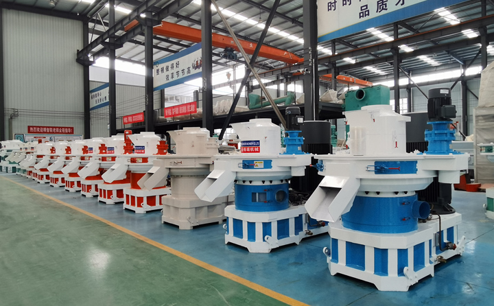 國內的鋸末顆粒機設備在國際上也是嶄露頭角,遠遠離不開多年的辛苦研發(fā) 國內的鋸末顆粒機設備在國際上也是嶄露頭角,遠遠離不開多年的辛苦研發(fā)